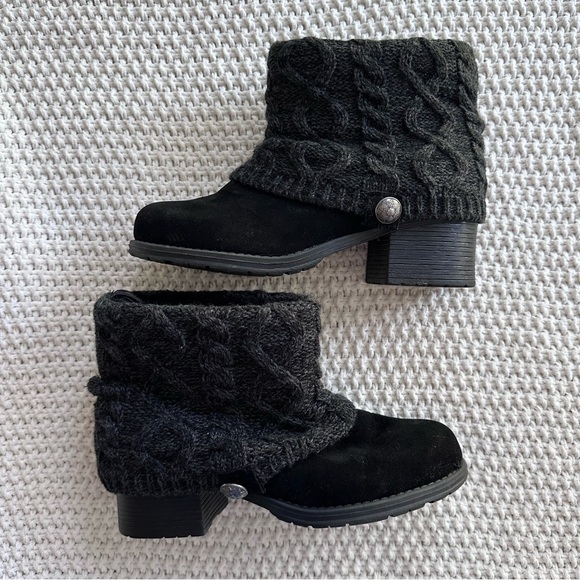 Muk Luk Black Knit Cuff Ankle Boots Size 9 - Picture 1 of 4